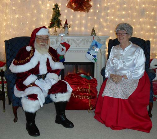 Santa and Mrs. Claus visit